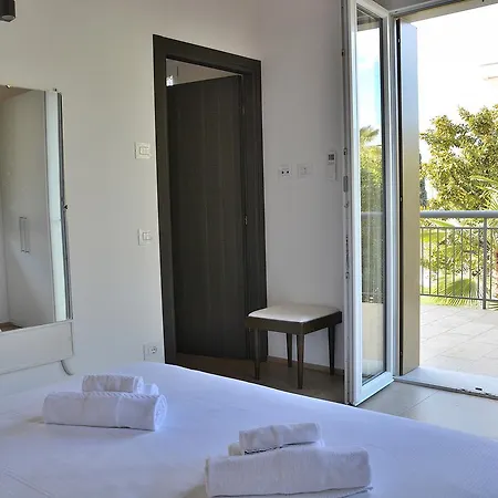Apartment North Torri Del Benaco
